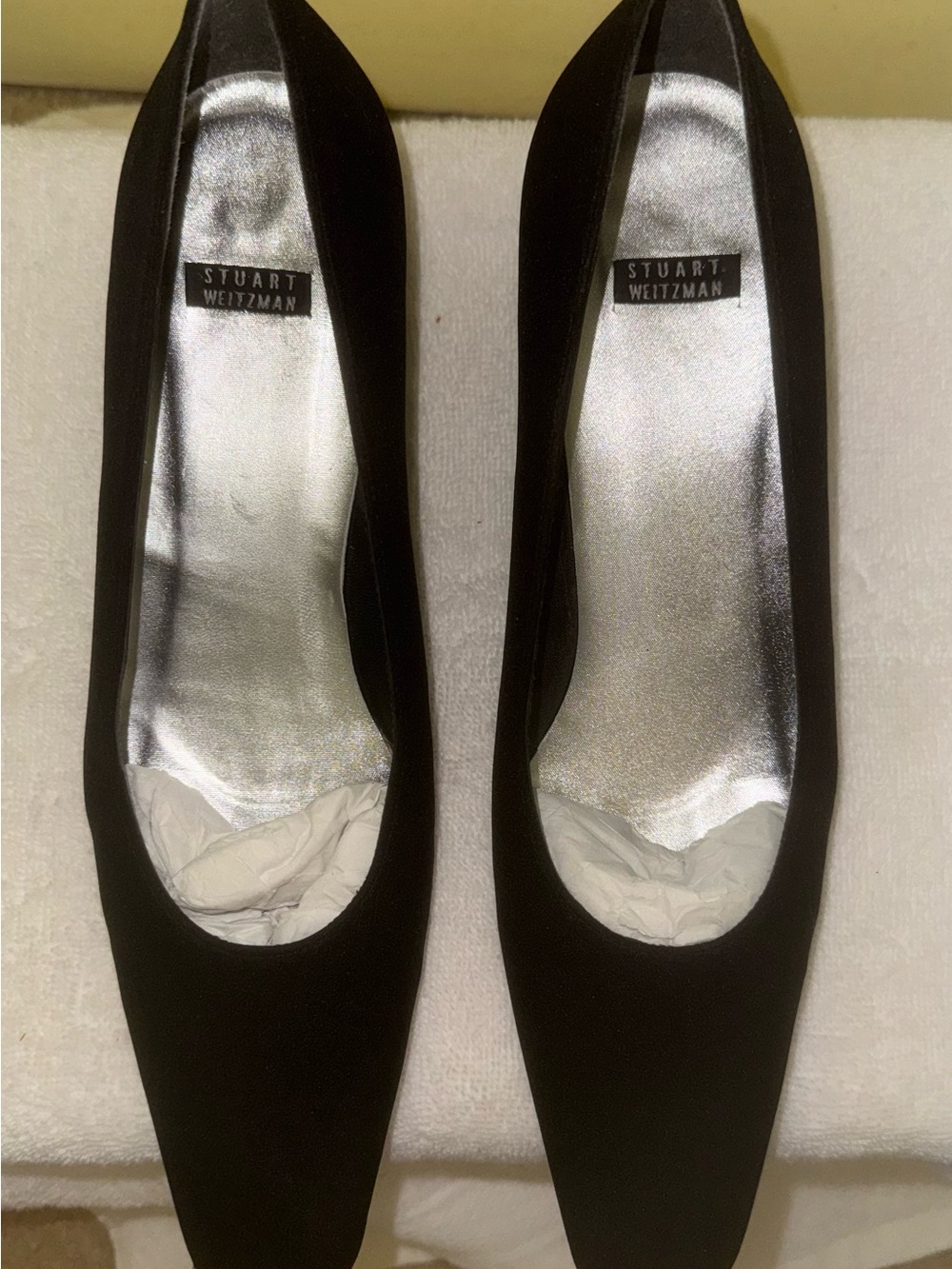Stuart Weitzman Women's Black Heels